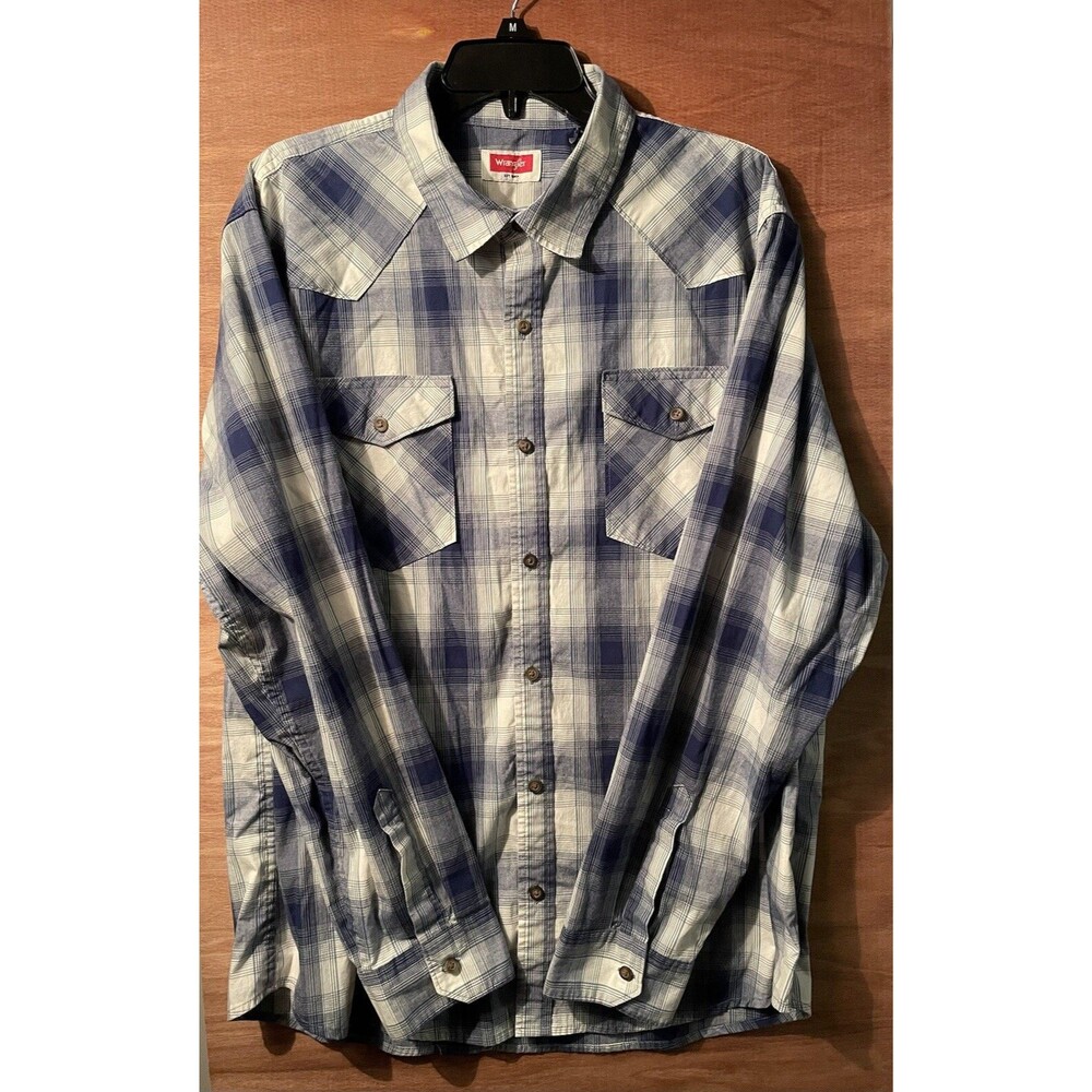 Wrangler Shirt Men’s Size XL Blue Plaid Button Down Long Sleeve